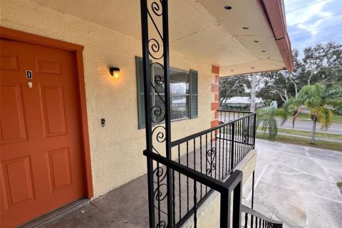 Appartement à louer à Titusville, Floride: 2 chambres, 76.18 m2 № 2101027 - photo 2