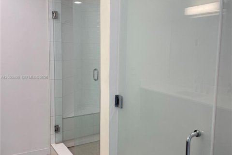 Condominio en venta en Doral, Florida, 3 dormitorios, 177.07 m2 № 2066905 - foto 13