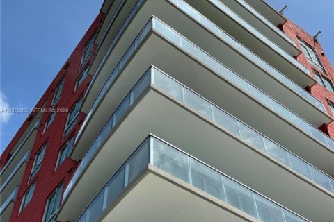 Condominio en Doral, Florida, 3 dormitorios  № 2066905