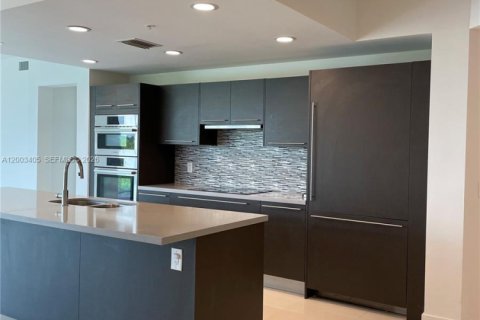 Condominio en venta en Doral, Florida, 3 dormitorios, 177.07 m2 № 2066905 - foto 6