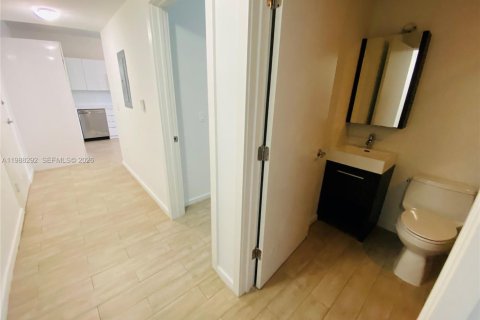 Купить кондоминиум в Майами-Бич, Флорида 2 спальни, № 2051895 - фото 15