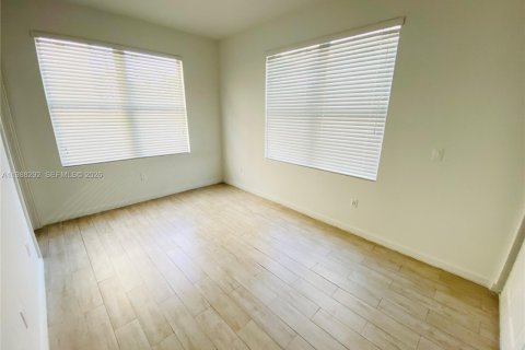 Купить кондоминиум в Майами-Бич, Флорида 2 спальни, № 2051895 - фото 8