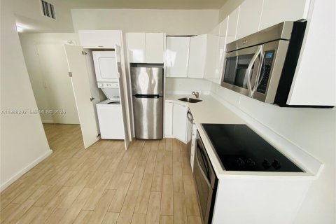 Купить кондоминиум в Майами-Бич, Флорида 2 спальни, № 2051895 - фото 3