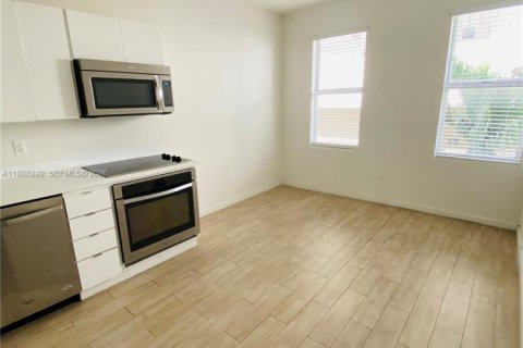 Купить кондоминиум в Майами-Бич, Флорида 2 спальни, № 2051895 - фото 5