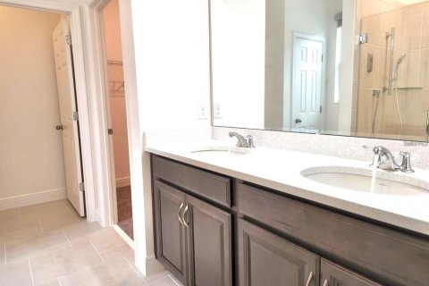 Villa ou maison à louer à Minneola, Floride: 4 chambres, 233.18 m2 № 1900151 - photo 21