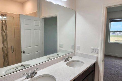 Villa ou maison à louer à Minneola, Floride: 4 chambres, 233.18 m2 № 1900151 - photo 3