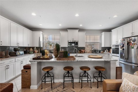 Townhouse in Lake Mary, Florida 3 bedrooms, 203.18 sq.m. № 1845094 - photo 10