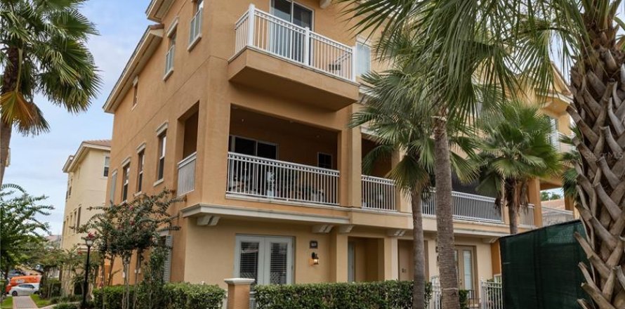 Touwnhouse à Lake Mary, Floride 3 chambres, 203.18 m2 № 1845094