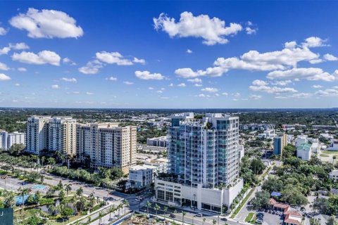 Condo in Sarasota, Florida, 3 bedrooms № 2155915 - photo 3