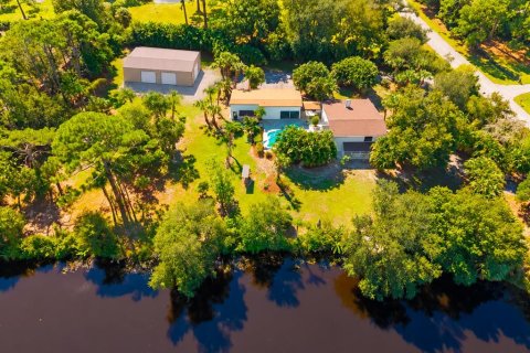House in Osprey, Florida 4 bedrooms, 257.34 sq.m. № 2431922 - photo 4