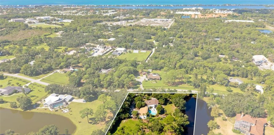 House in Osprey, Florida 4 bedrooms, 257.34 sq.m. № 2431922