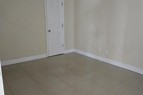 Condo in Orlando, Florida, 2 bedrooms № 2145247 - photo 8