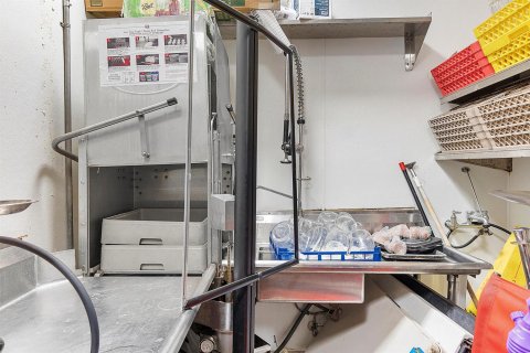Купить коммерческую недвижимость в Делрей-Бич, Флорида № 2083683 - фото 27