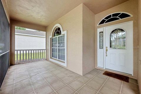 House in Clermont, Florida 2 bedrooms, 175.03 sq.m. № 2227991 - photo 4