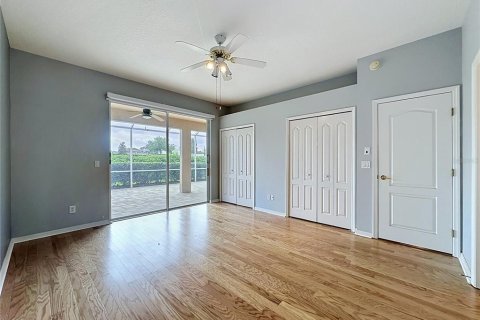 House in Clermont, Florida 2 bedrooms, 175.03 sq.m. № 2227991 - photo 24