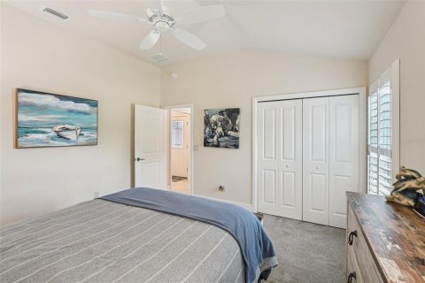 House in The Villages, Florida 3 bedrooms, 213.95 sq.m. № 1838131 - photo 25