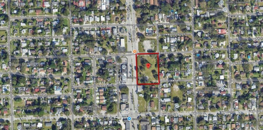 Commercial property in Miami, Florida № 1881471