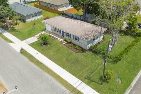 House in Green Cove Springs, Florida 3 bedrooms, 95.88 sq.m. № 2259492 - photo 30