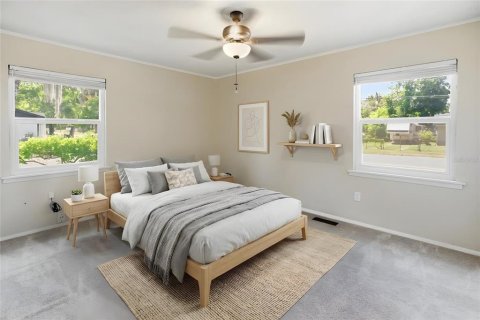 House in Green Cove Springs, Florida 3 bedrooms, 95.88 sq.m. № 2259492 - photo 4