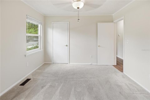 House in Green Cove Springs, Florida 3 bedrooms, 95.88 sq.m. № 2259492 - photo 19