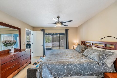House in Spring Hill, Florida 2 bedrooms, 146.23 sq.m. № 1760628 - photo 21