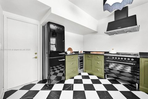 Casa en venta en Miami, Florida, 2 dormitorios, 101.17 m2 № 1860647 - foto 25