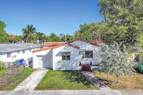 Casa en venta en Miami, Florida, 2 dormitorios, 101.17 m2 № 1860647 - foto 7