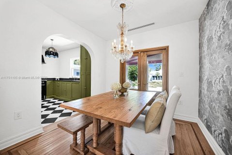 Casa en venta en Miami, Florida, 2 dormitorios, 101.17 m2 № 1860647 - foto 17