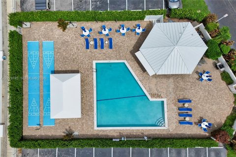 Copropriété à vendre à Boca Raton, Floride: 2 chambres, 85.93 m2 № 2343113 - photo 24