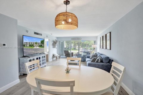 Copropriété à vendre à Boca Raton, Floride: 2 chambres, 85.93 m2 № 2343113 - photo 13