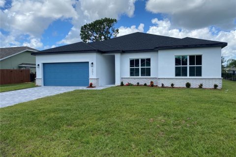 Casa en alquiler en Punta Gorda, Florida, 4 dormitorios, 194.35 m2 № 1886241 - foto 1