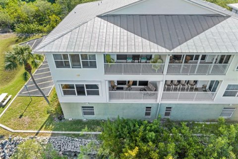 Снять в аренду кондоминиум в Индиан-Шорс, Флорида 1 комната, 129.13м2, № 887163 - фото 17