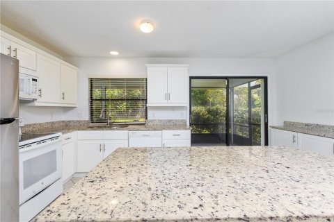Casa en venta en Palm Coast, Florida, 4 dormitorios, 187.85 m2 № 2205689 - foto 16
