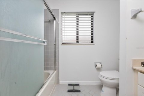 Casa en venta en Palm Coast, Florida, 4 dormitorios, 187.85 m2 № 2205689 - foto 30