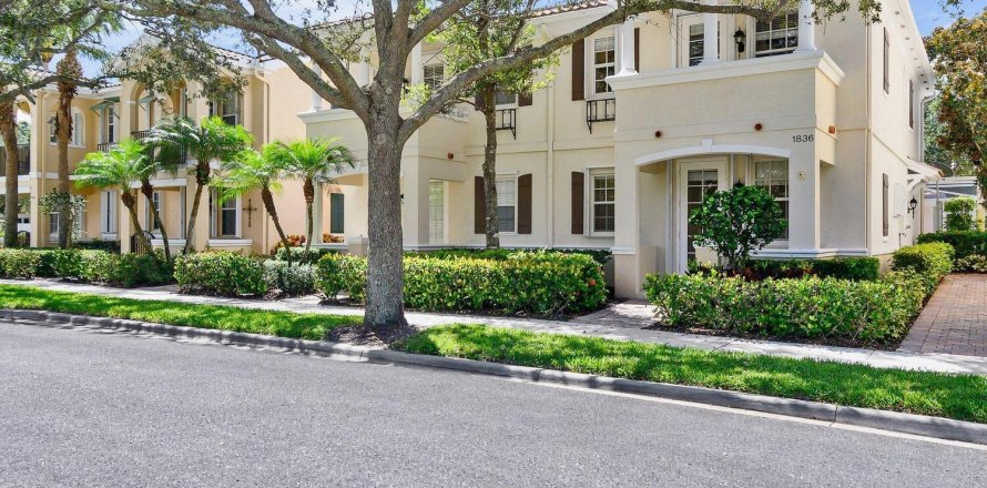 Touwnhouse à Jupiter, Floride 4 chambres, 170.01 m2 № 2385500