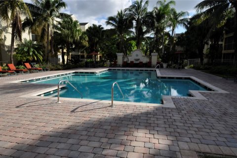 Condominio en venta en Tamarac, Florida, 1 dormitorio, 57.13 m2 № 1962705 - foto 17