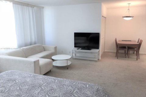 Condo in Miami Beach, Florida  № 1923712 - photo 3