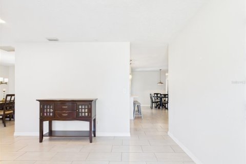 House in Summerfield, Florida 3 bedrooms, 164.99 sq.m. № 1761395 - photo 8