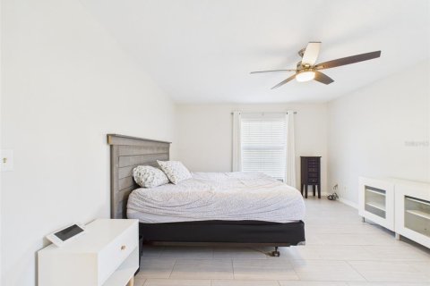House in Summerfield, Florida 3 bedrooms, 164.99 sq.m. № 1761395 - photo 20