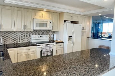 Copropriété à louer à Clearwater, Floride: 2 chambres, 136.01 m2 № 2122965 - photo 5