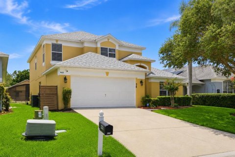 House in Davenport, Florida 5 bedrooms, 207.64 sq.m. № 2210174 - photo 2