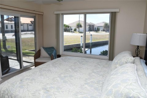 Condo in Punta Gorda, Florida, 2 bedrooms  № 1719219 - photo 18