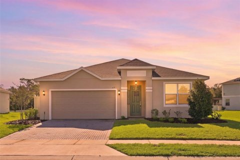 Casa en Haines City, Florida 4 dormitorios, 175.31 m2 № 2353510