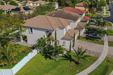 House in West Palm Beach, Florida 4 bedrooms, 213.3 sq.m. № 1696239 - photo 2