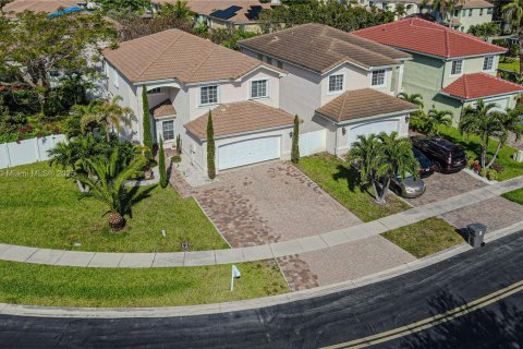 House in West Palm Beach, Florida 4 bedrooms, 213.3 sq.m. № 1696239 - photo 5