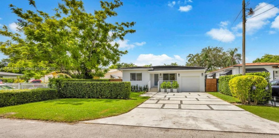 Casa en Miami, Florida 3 dormitorios, 139.73 m2 № 1845699