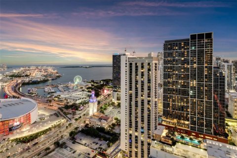 Купить кондоминиум в Майами, Флорида 2 спальни, 144.83м2, № 1986449 - фото 6