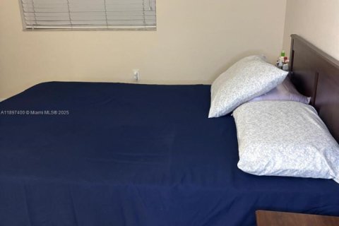 Condominio en alquiler en Davie, Florida, 3 dormitorios, 102.47 m2 № 1949794 - foto 21