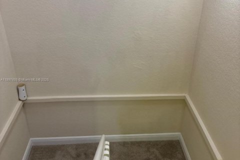 Condominio en alquiler en Davie, Florida, 3 dormitorios, 102.47 m2 № 1949794 - foto 28