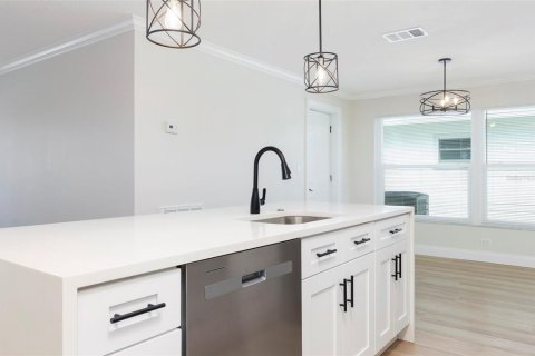 Villa ou maison à vendre à Pinellas Park, Floride: 2 chambres, 108.23 m2 № 2220412 - photo 15